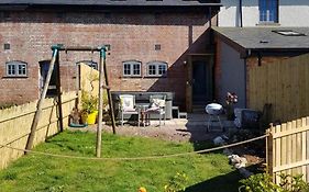 Cosy Cottage In The Blackdown Hills Devon